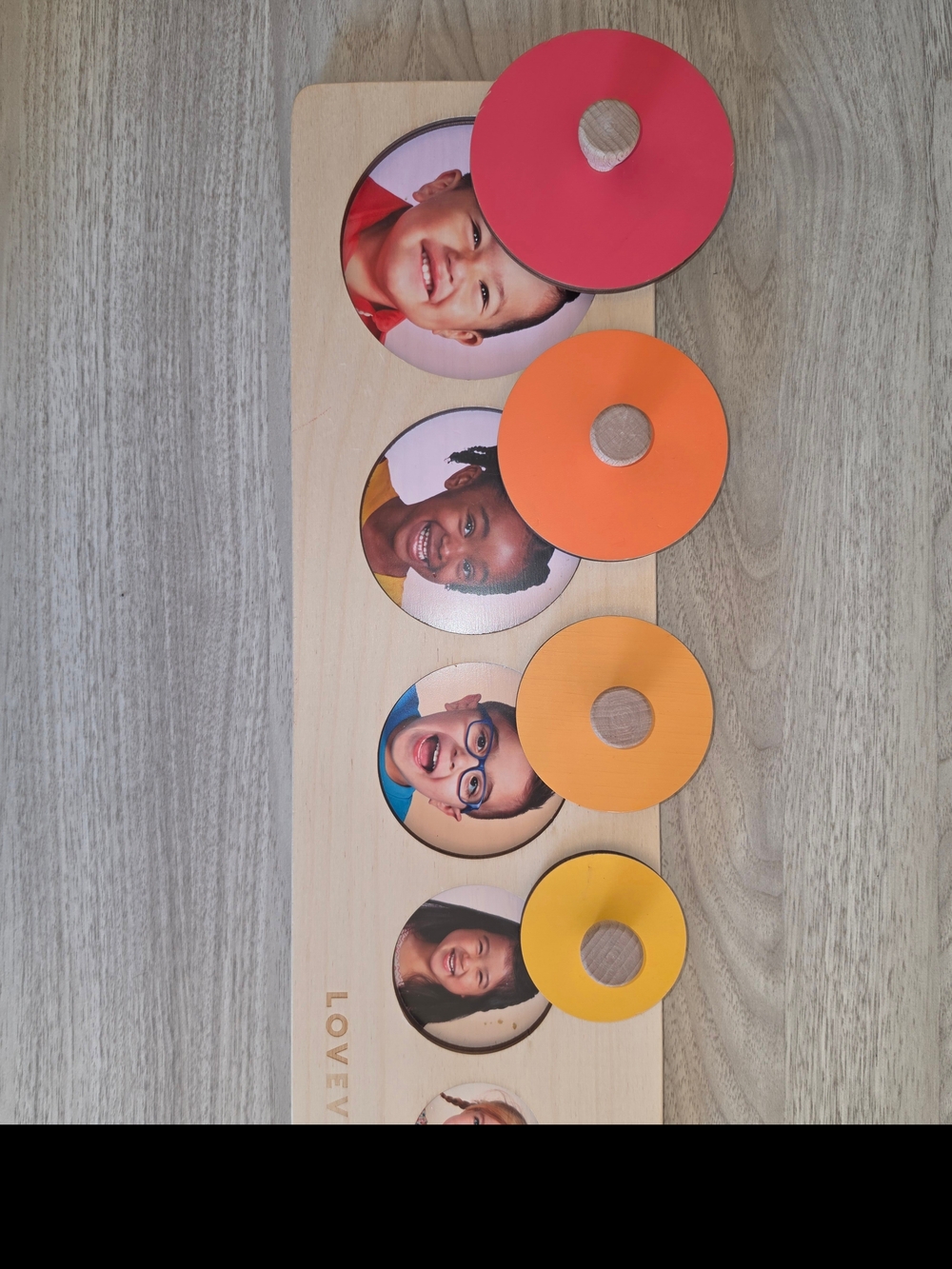 Lovevery Circle of Friends Puzzle